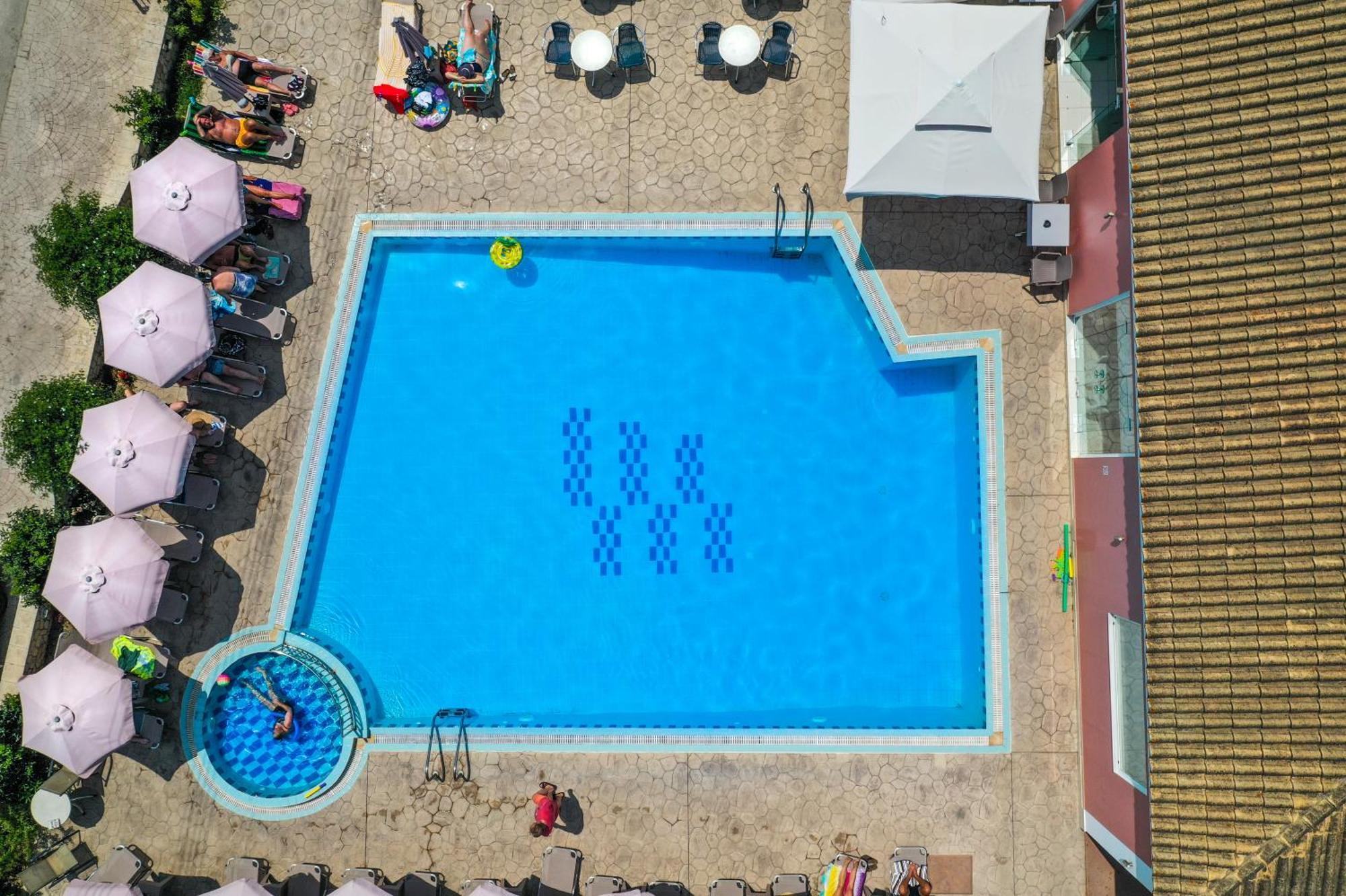 Dinos Hotel Tsilivi  Luaran gambar