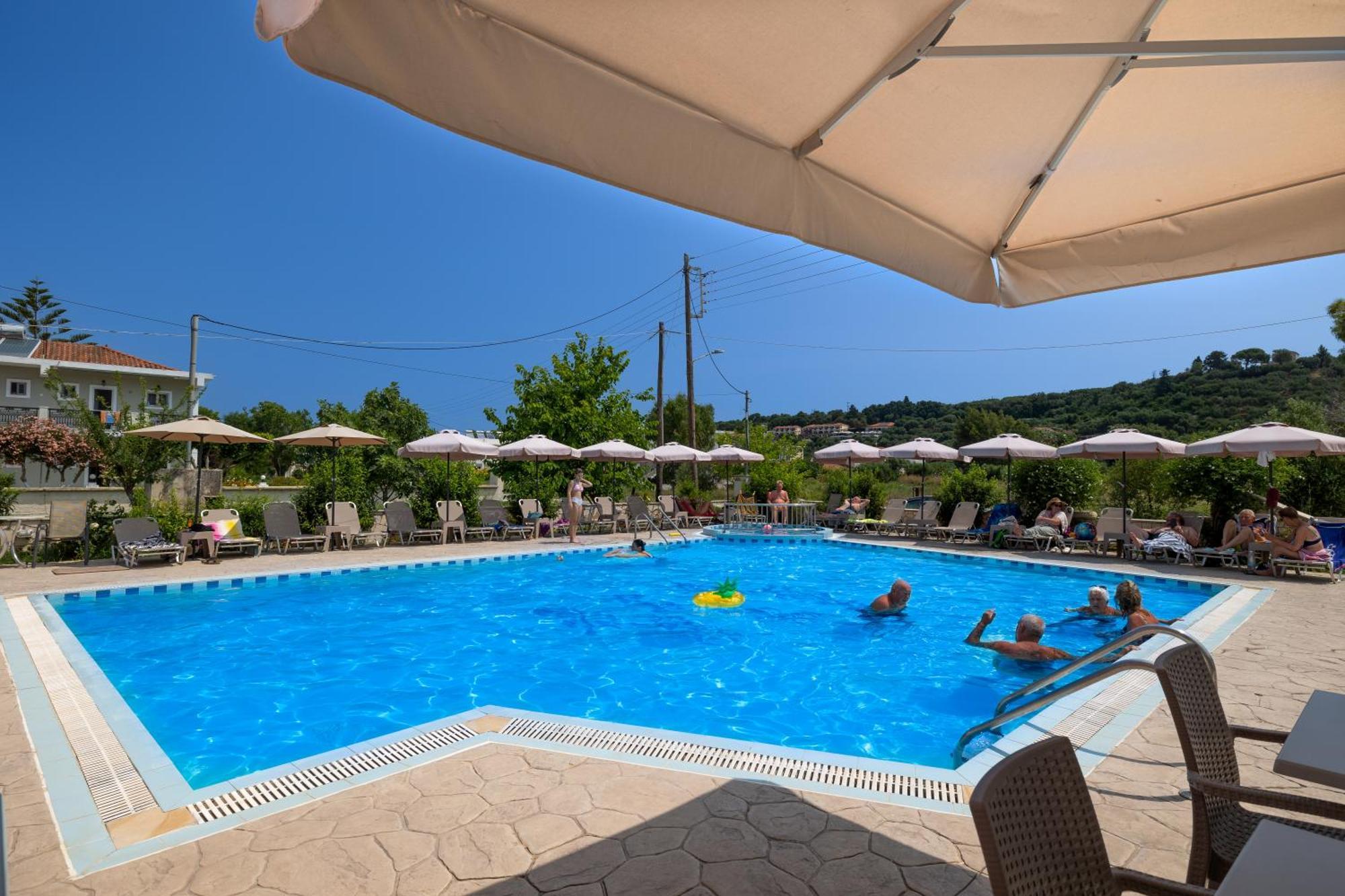 Dinos Hotel Tsilivi  Luaran gambar