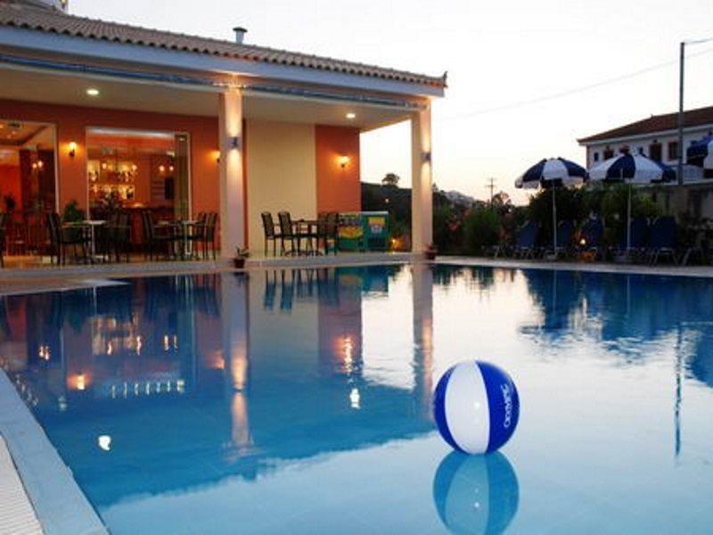 Dinos Hotel Tsilivi  Luaran gambar